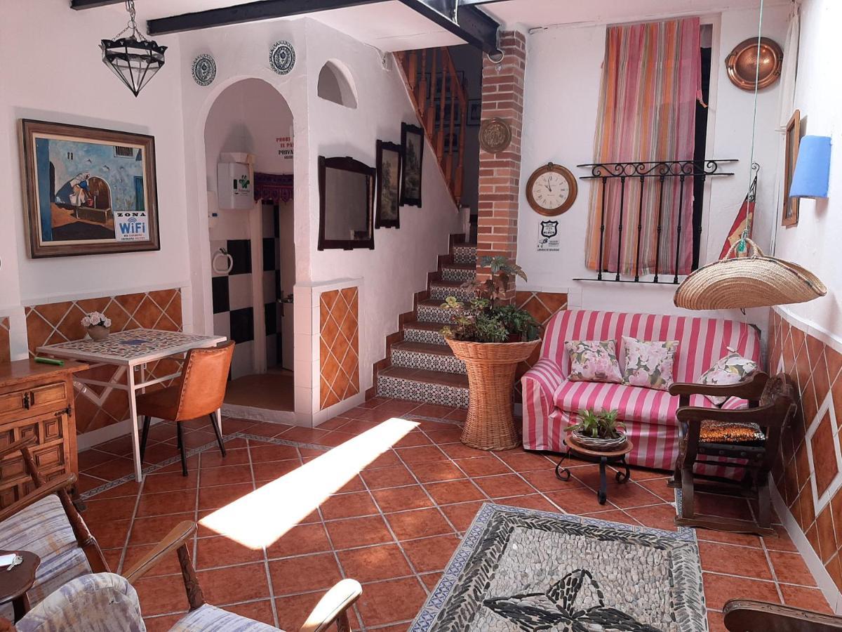 Pension Casa Fina Ruiz Almunecar Exterior photo